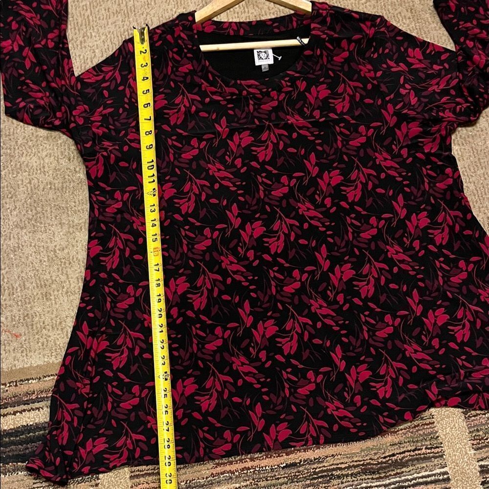 Anne Klein Black and Red Floral Top - Picture 8 of 8